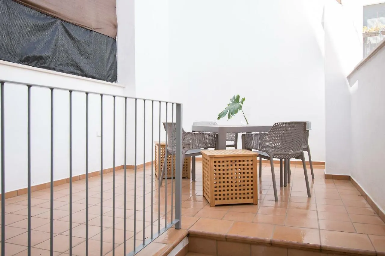 Murallas De Sevilla Apartamento Con Garaje 4 Pax